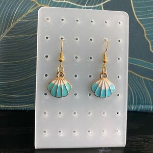 Shell Dangle Earrings